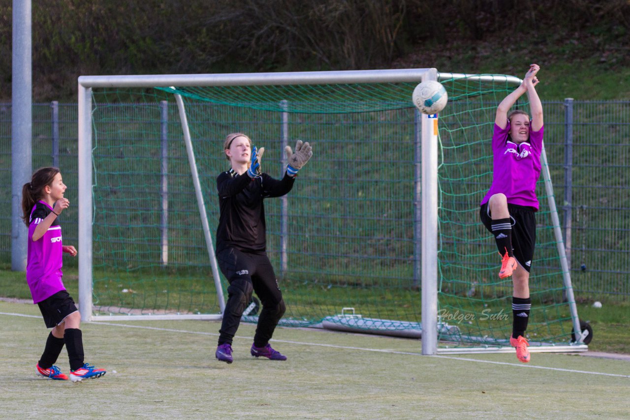 Bild 127 - D-Juniorinnen FSC Kaltenkirchen - SV Wahlstedt : Ergebnis: 3:1